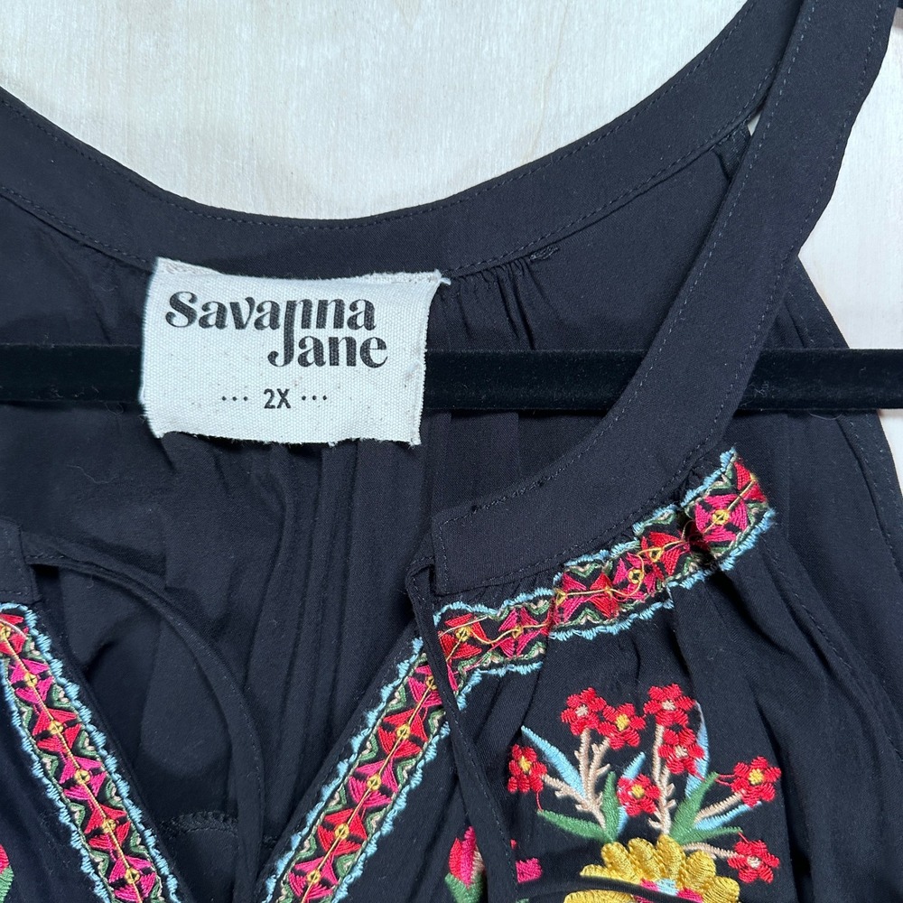 Savanna‎ Jane Floral Embroidered Top Tank Southwestern Black 2X Bohemain - Picture 3 of 7